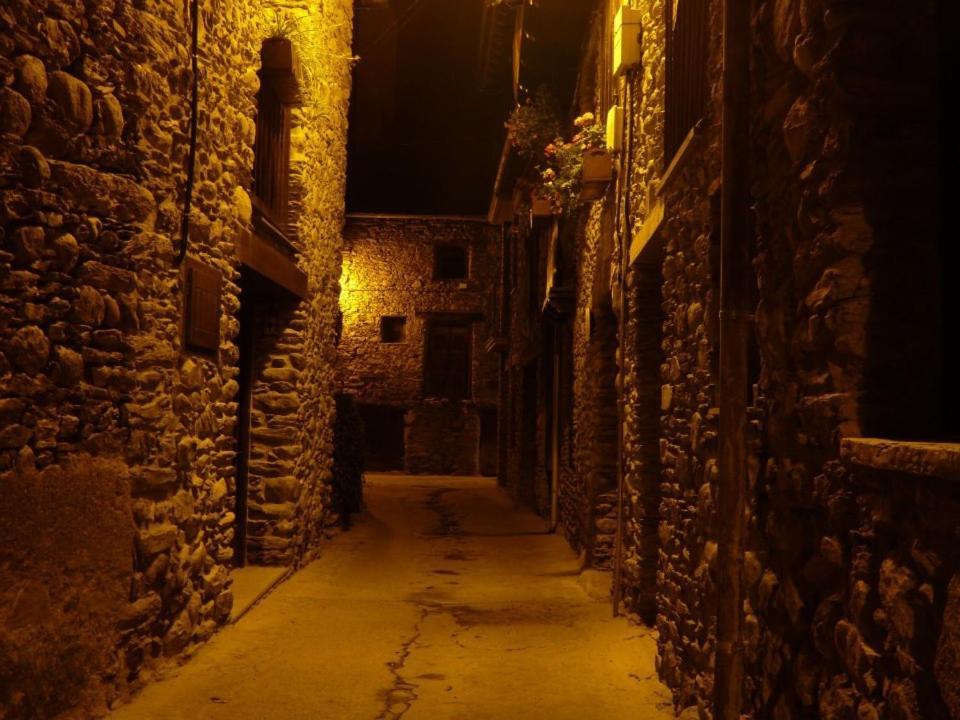 Hotel Pensio La Creu Esterri d'Àneu Exterior foto